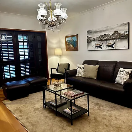 Central Home Arouca *